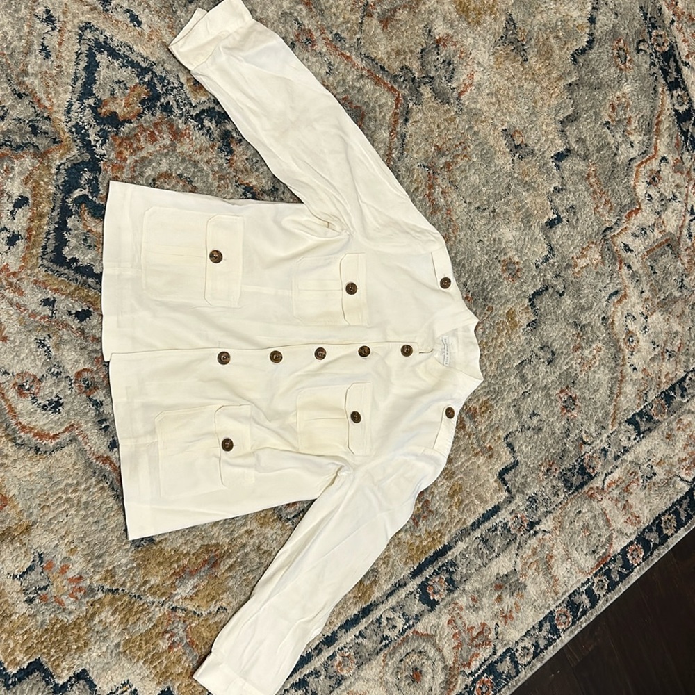 White casual jacket